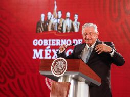 El Mandatario sostiene que si los funcionarios deben trabajar en domingo, lo harán, esto luego de que se planea una jornada laboral de lunes a sábado para los servidores públicos. NTX / J. Espinosa