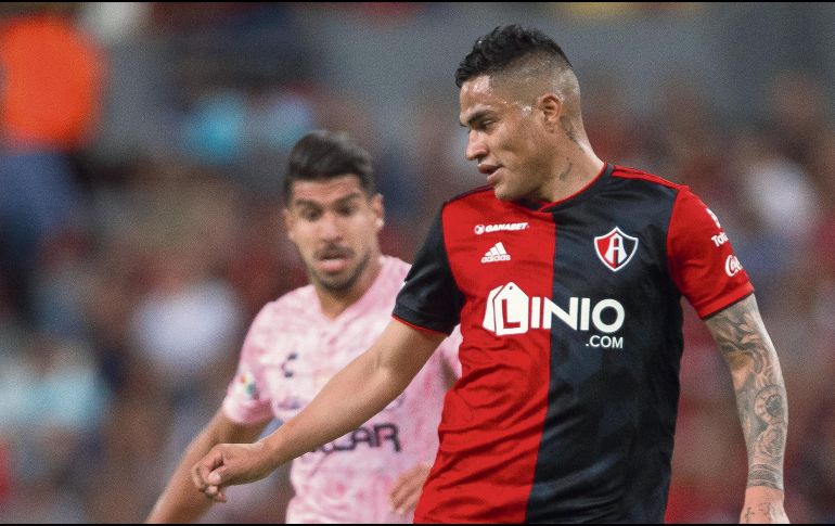 El peruano Anderson Santamaría ha sido de lo rescatable del Atlas en esta campaña, pero tiene enfrente una dura prueba ante la delantera de los Tuzos. MEXSPORT