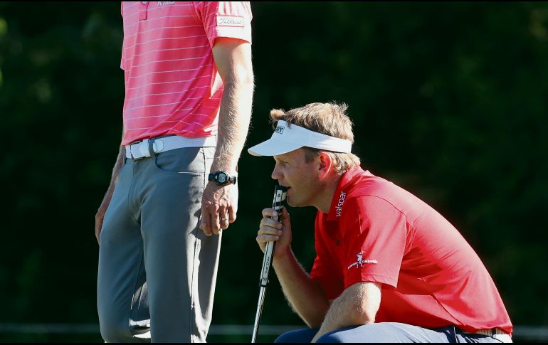 Los estadounidenses Billy Hurley III  (derecha) y Peter Malnati lograron concluir la segunda ronda. AFP