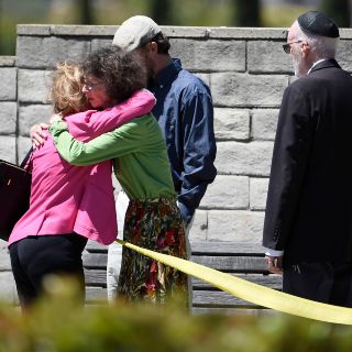 Confirman un muerto tras tiroteo en sinagoga en California