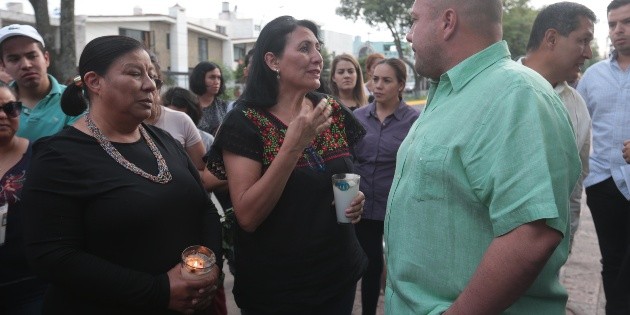Protestan contra feminicidio de Vanesa en Casa Jalisco