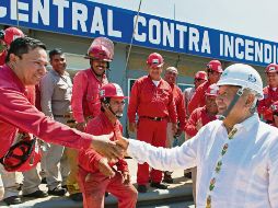 Andrés Manuel López Obrador hizo un recorrido por las instalaciones de la refinería Lázaro Cárdenas en Minatitlán, Veracruz. NOTIMEX