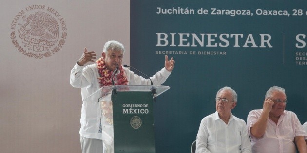 Empresas extranjeras no participar&aacute;n en tren Trans&iacute;stmico: AMLO