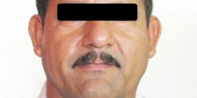 Hombre queda atrapado en hoyo que cav&oacute; para espiar a su exnovia