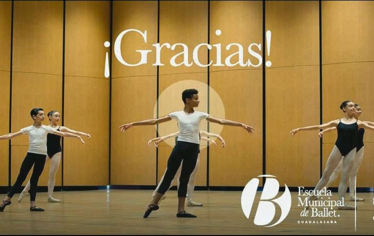 Isaac Hernández compartió esta imagen, luego que más de 700 niños se presentaran en la Escuela de Ballet de Guadalajara para audicionar. Twitter / @IsaacHdezF