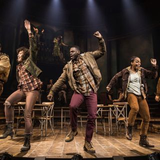 Los musicales "Hadestown" y "Ain't Too Proud" lideran las listas a los Tony