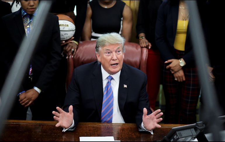 Trump, así como Mike Pence y Pompeo, expresaron su apoyo a las accionesde Guaidó. EFE/O. Contreras