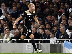 La única anotación del encuentro celebrado en el Tottenham Hotspur Stadium, fue obra de Donny van de Beek. EFE / N. Hall