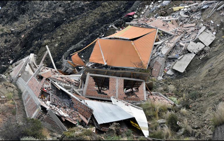 64 viviendas fueron afectadas y 88 familias, por lo que la alcaldía del lugar se organizó rápido para ubicar centros de ayuda, servicios y casas de campaña para las personas. AFP / A. Raldes