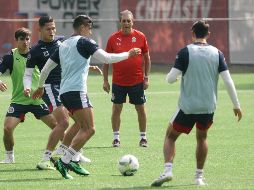 “El Jefe” se juega su continuidad en Chivas, pero ya empieza a mandar mensajes de lo fácil que se adaptaría para la siguiente campaña. EL INFORMADOR / G. Gallo