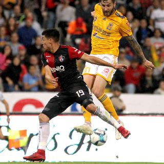 Esteban Carvajal se ausenta del entrenamiento del Atlas