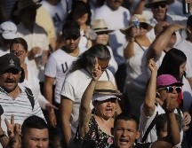 Cientos de trabajadores afiliados a los sindicatos oficiales -principalmente la CROC encabezada por Alfredo Barba Hernández- conmemoraron el Día del Trabajo esta mañana en el monumento a los Mártires del Movimiento Obrero del Parque Revolución. EL INFORMADOR/ F. Atilano