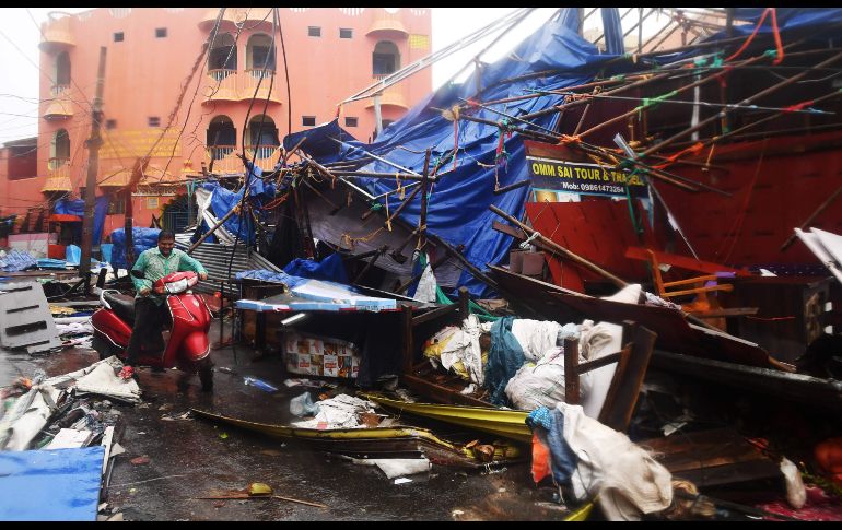Una estructura colapsada en Puri. AFP/D. Sarkar