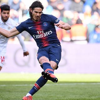 Cavani falla penal en tiempo extra y el PSG tropieza de nuevo