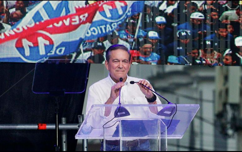 Laurentino Cortizo encabeza la lista de preferencias. AP