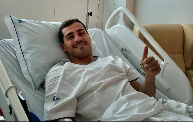 Iker Casillas sufrió un infarto el pasado miércoles; permacerá en el Hospital bajo observación hasta el lunes. TWITTER / @IkerCasillas