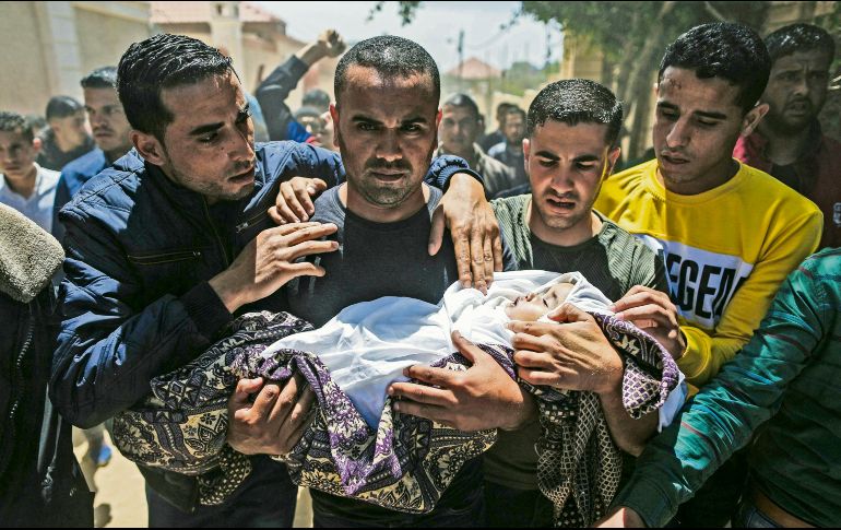 Una bebé palestina fue asesinada a causa del intenso bombardeo. AFP