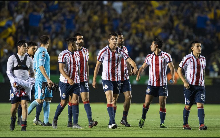 Chivas quedó lejos de las expectativas generadas para el Clausura 2019, al no llegar a la final de Copa MX y no calificar por cuarto torneo consecutivo a la Liguilla por el título. MEXSPORT / ARCHIVO