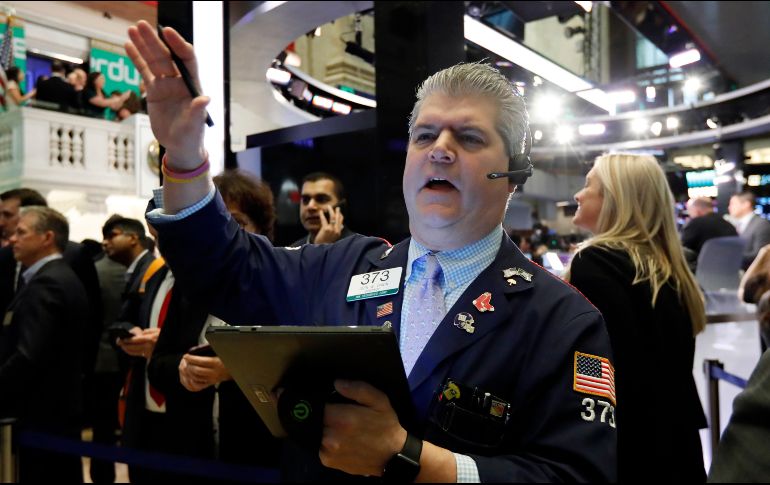 El NYSE Composite se ubica en 12 mil 880.05 unidades, es decir, 96.62 puntos menos respcto al cierre previo. AP / ARCHIVO