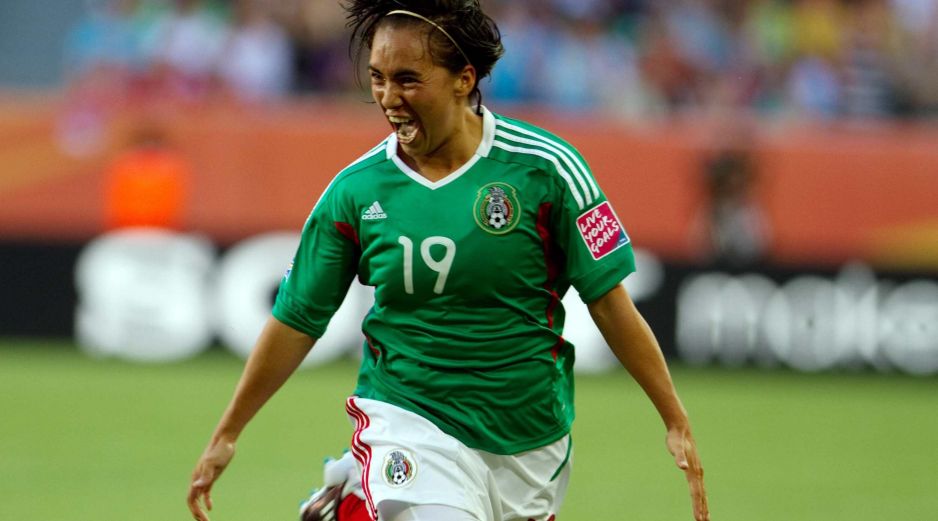 El increíble gol sirvió para que la Selección Mexicana lograra el empate y su primer punto en la justa mundialista de 2011. MEXSPORT / ARCHIVO