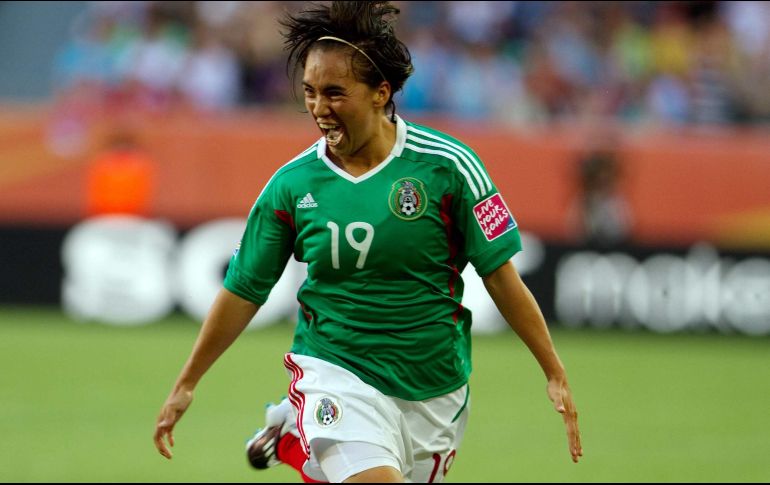 El increíble gol sirvió para que la Selección Mexicana lograra el empate y su primer punto en la justa mundialista de 2011. MEXSPORT / ARCHIVO