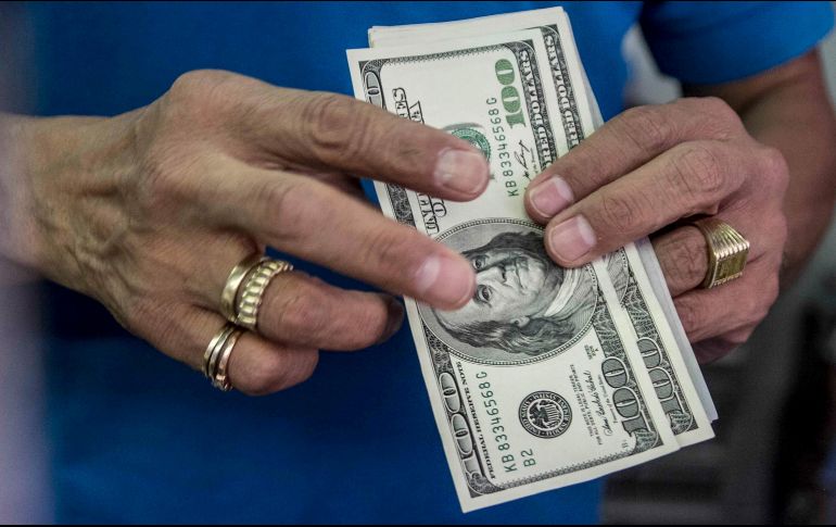 La moneda se adquirió en un precio mínimo de 17.90 pesos. EL INFORMADOR/ARCHIVO