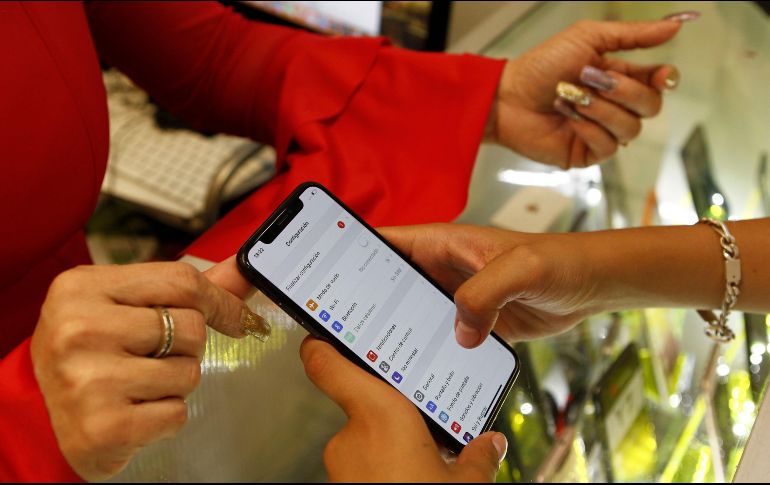 Cada cinco usuarios de teléfonos inteligentes bajo la red 5G podría alcanzar más de 200 GB por mes para 2025. EL INFORMADOR/ ARCHIVO