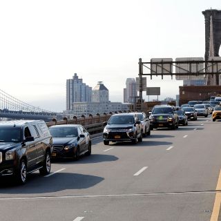 Conductores de Uber y Lyft, en huelga por mejores salarios