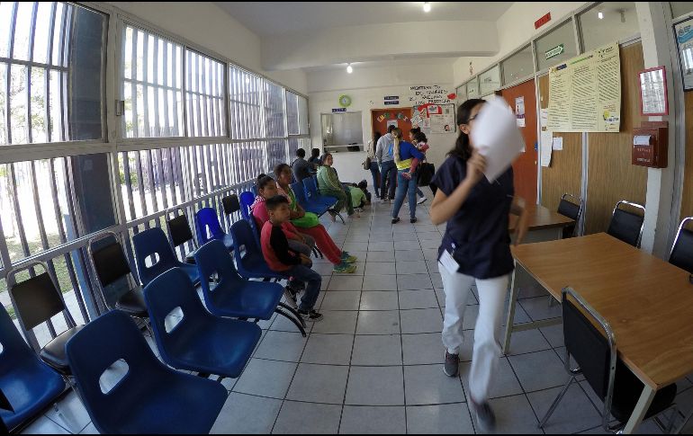 Denuncian que en Tamaulipas, Veracruz y el Estado de México algunos hospitales del Seguro Popular ya han empezado a resentir el desabasto. EL INFORMADOR/ARCHIVO