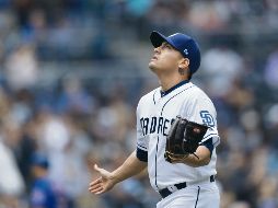 Gerardo Reyes trabajó por espacio de una entrada y dos tercios sin recibir daño. AP