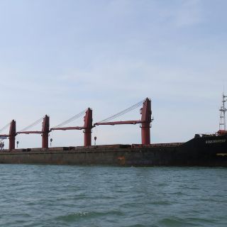 Washington decomisa un carguero norcoreano por violar sanciones