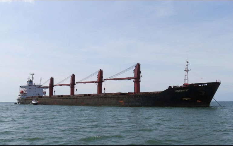 El carguero había sido bloqueado el año pasado en Indonesia. AP