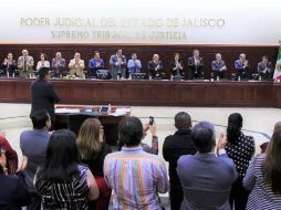 El haber de retiro consiste en entregar el monto equivalente al sueldo de un año, más 14 días de salario por cada año de trabajo. EL INFORMADOR/Archivo