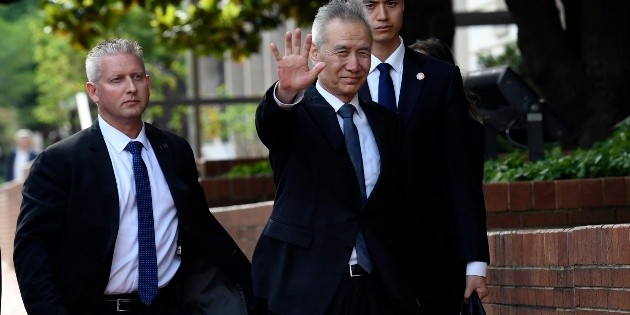 China "lamenta" alza de aranceles y anuncia represalias