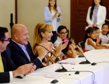 En el acto, niños que reciben atención en diferentes organizaciones asistenciales hicieron peticiones al gobernador. Cortesía
