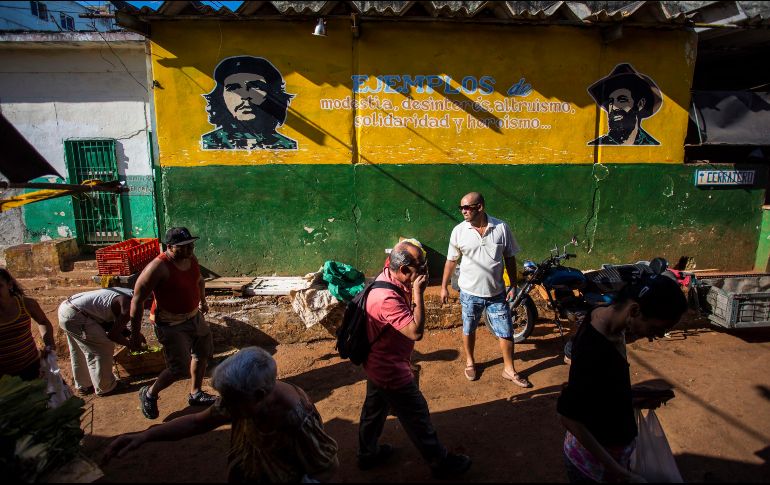 Cuba asegura que la crisis se debe al endurecimiento del embargo por parte de Donald Trump. AP/ARCHIVO