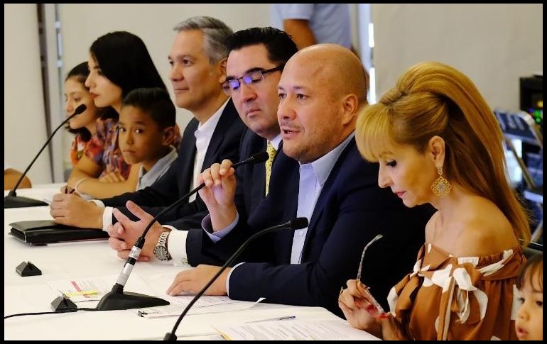 La iniciativa del gobernador incluye suprimir el pago de haber de retiro, eliminar la posibilidad de que los funcionarios se reelijan y fijarles un solo periodo por 10 años. EL INFORMADOR/R. Rivas