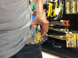 En general, cuatro de los delitos patrimoniales evaluados presentan reducciones, entre las que el gobernador destaca el robo a vehículo particular, con más de cien casos menos registrados; y el robo a negocio, con unos 60 casos menos. NTX / ARCHIVO