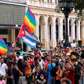 Policía cubana interrumpe marcha por derechos LGBTI