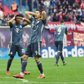 El Bayern iguala y aplaza coronación