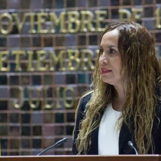 Promueven aumentar apoyos a las sobrevivientes de cáncer de mama