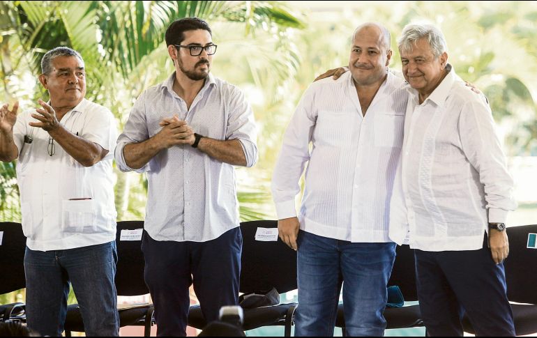 Enrique Alfaro, gobernador de Jalisco, acompañó ayer al Presidente Andrés Manuel López Obrador, en su visita a Puerto Vallarta. NOTIMEX