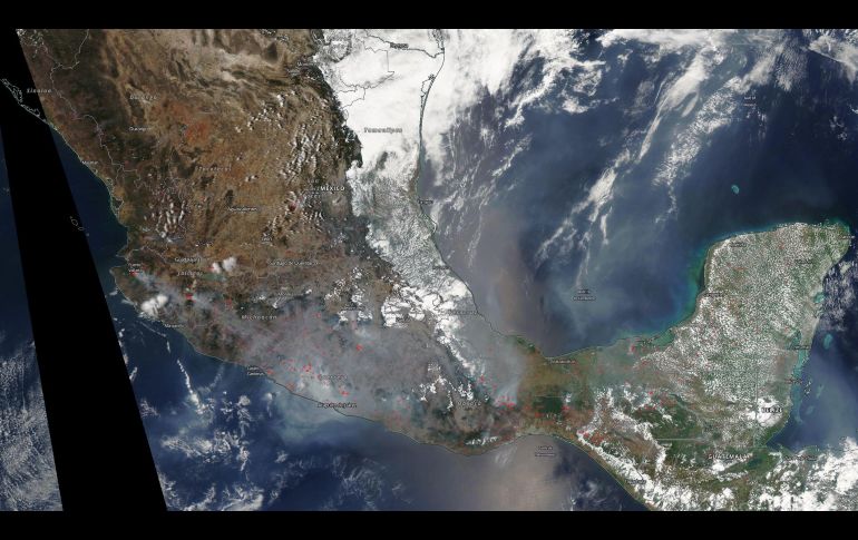 Y en la República Mexicana. ESPECIAL/worldview.earthdata.nasa.gov