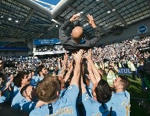 El domingo el City festejaba su bicampeonato en Inglaterra, antes de enterarse de lo que se podría venir para la próxima campaña. AFP