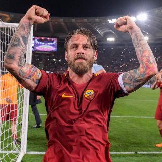 Daniele De Rossi deja la Roma tras 18 temporadas
