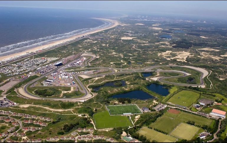 No queda claro aún dónde quedará la carrera en el apretado calendario del campeonato, pero los organizadores indicaron el GP de Holanda se correrá por lo menos hasta 2022. TWITTER / @F1