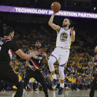 Golden State da el primer golpe