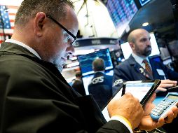 En la misma tendencia operaba el NYSE Composite, que avanzaba 109.93 puntos, 0.43 por ciento y se colocaba en 12 mil 689.79 enteros. EFE / J. Lane