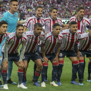 Chivas se enfrentará al Sevilla en noviembre
