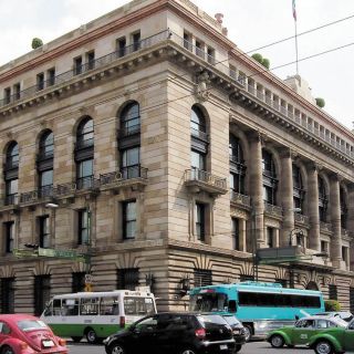 Banxico mantiene su tasa de referencia por tercera vez